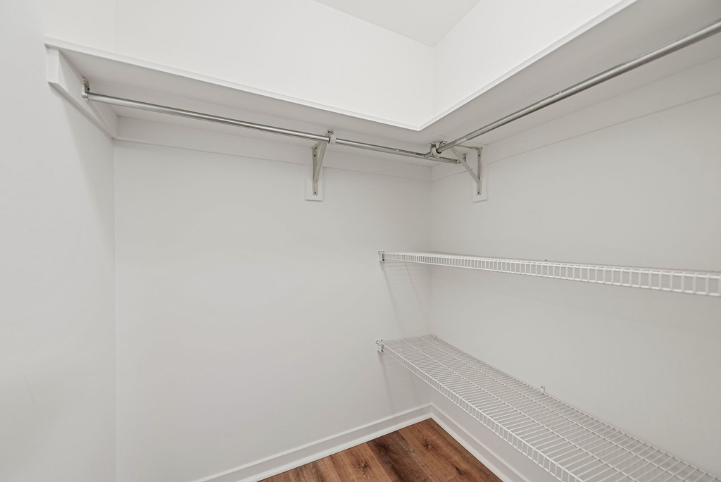 211 E Ohio Street - Photo 9