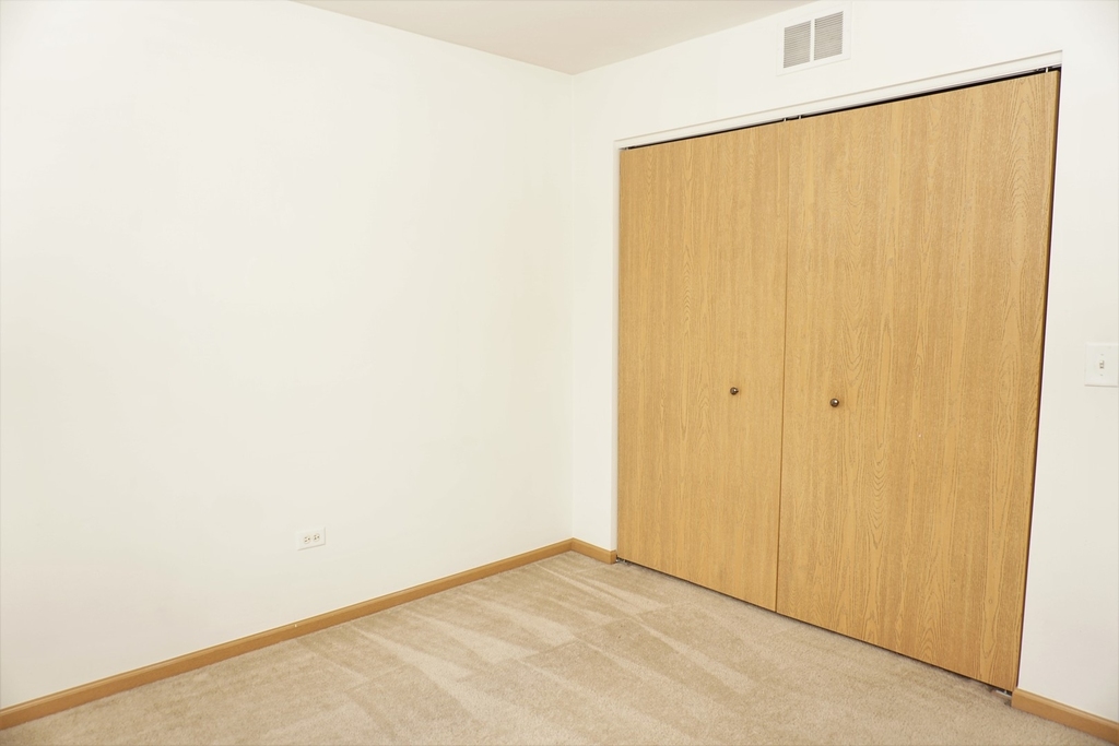 407 Waubonsee Drive - Photo 14
