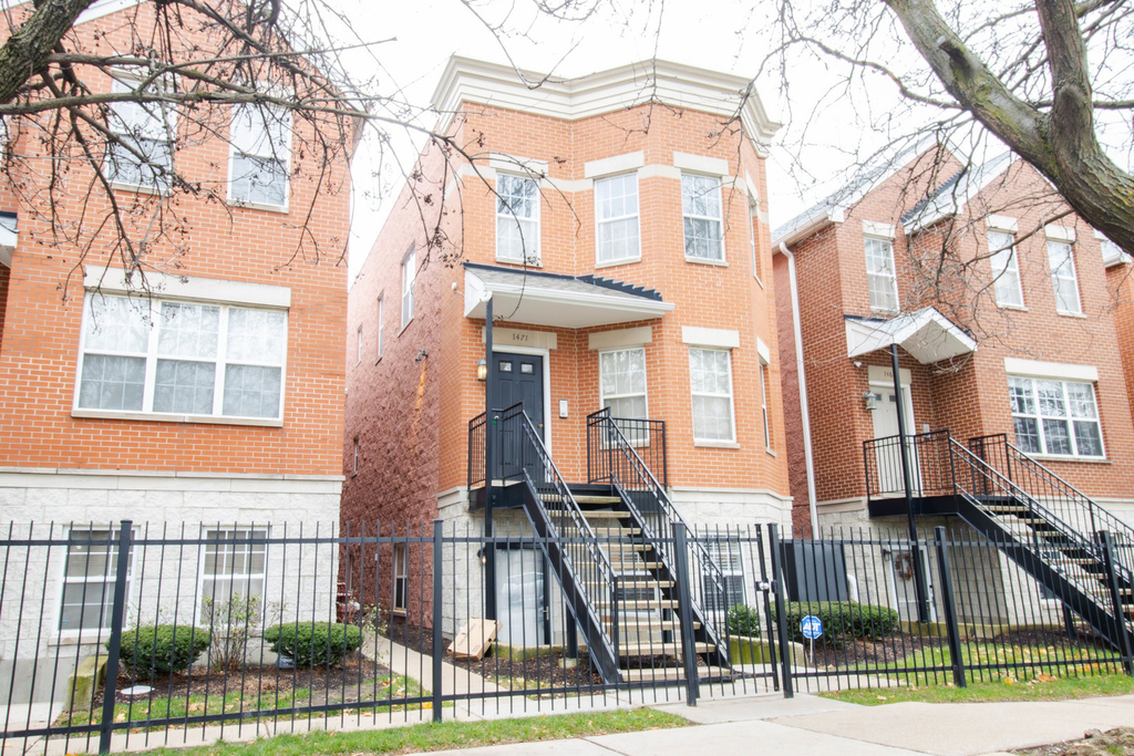 1471 N Larrabee Street - Photo 0
