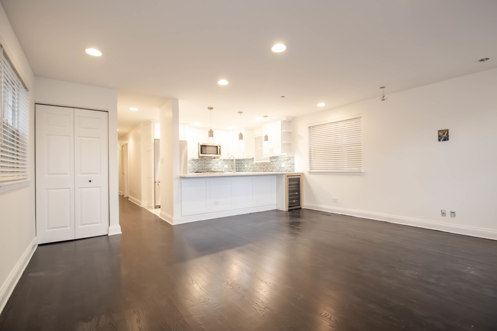 1471 N Larrabee Street - Photo 4