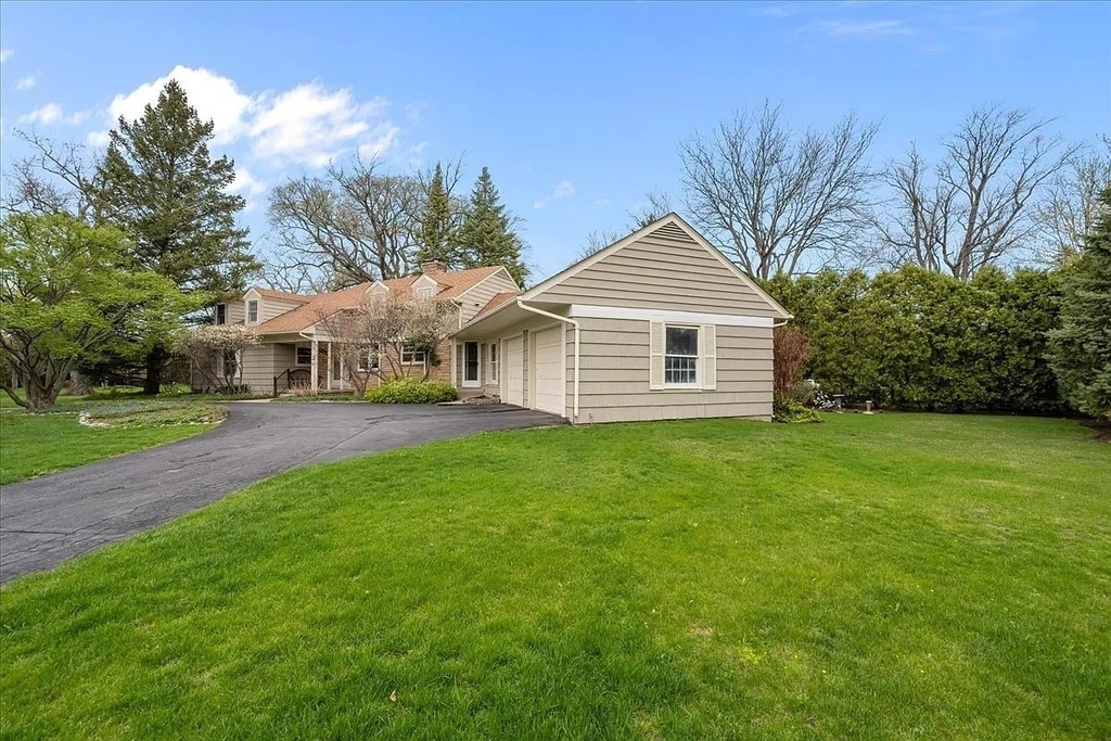 1120 Romona Road - Photo 2