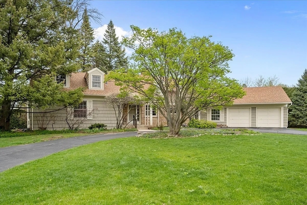 1120 Romona Road - Photo 1