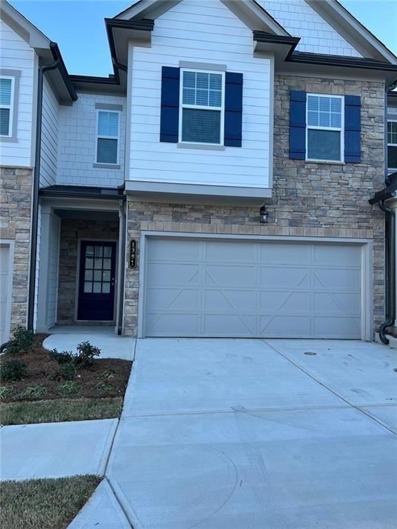 1391 Ben Park Way - Photo 0