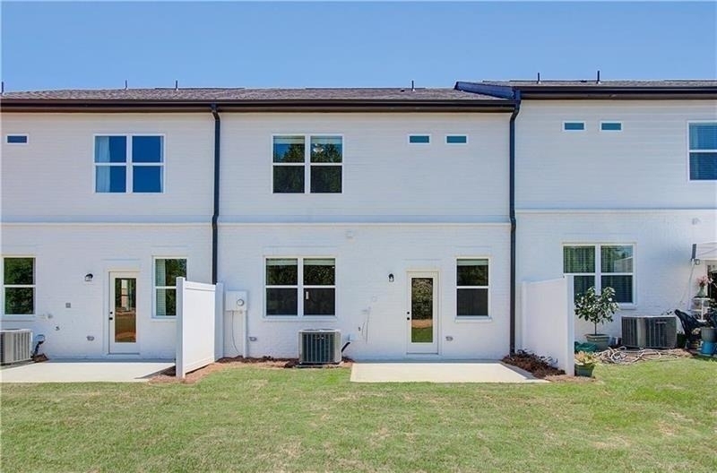 4654 Cypress Landing Way - Photo 22