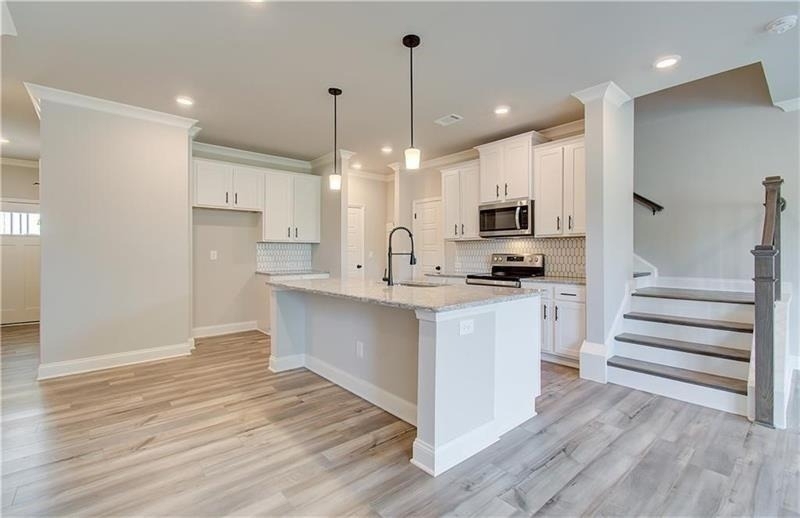 4654 Cypress Landing Way - Photo 5