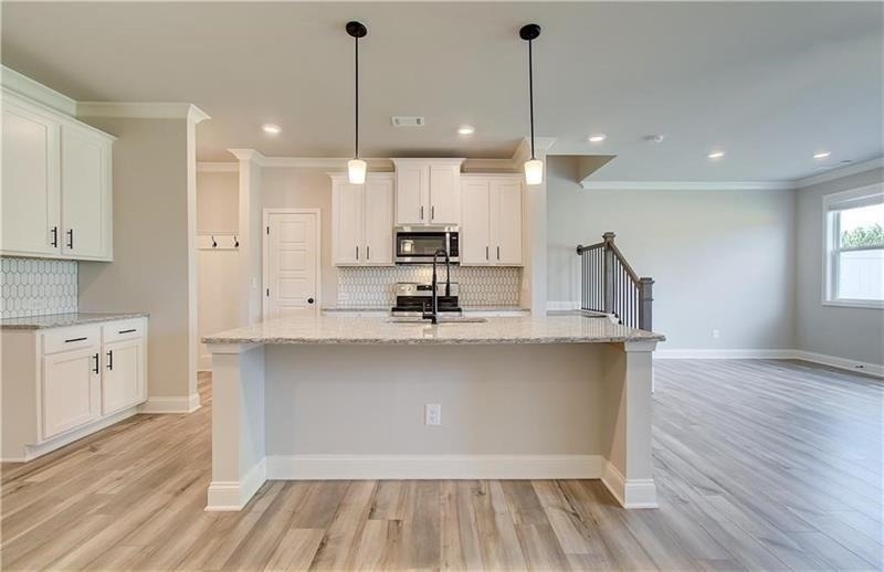 4654 Cypress Landing Way - Photo 3