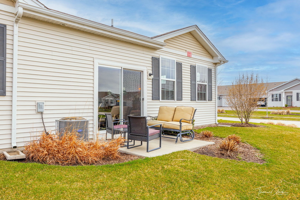 1770 Southern Circle - Photo 4