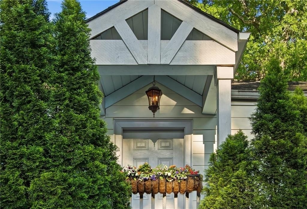 1189 Atlantic Drive Nw - Photo 2