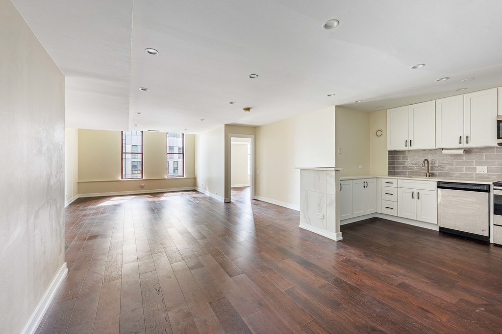 40 E 9th Street - Photo 6