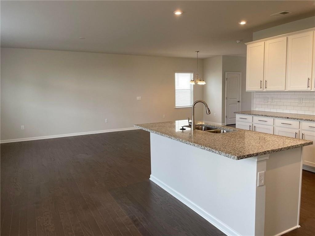 632 Blue Ash Court - Photo 8