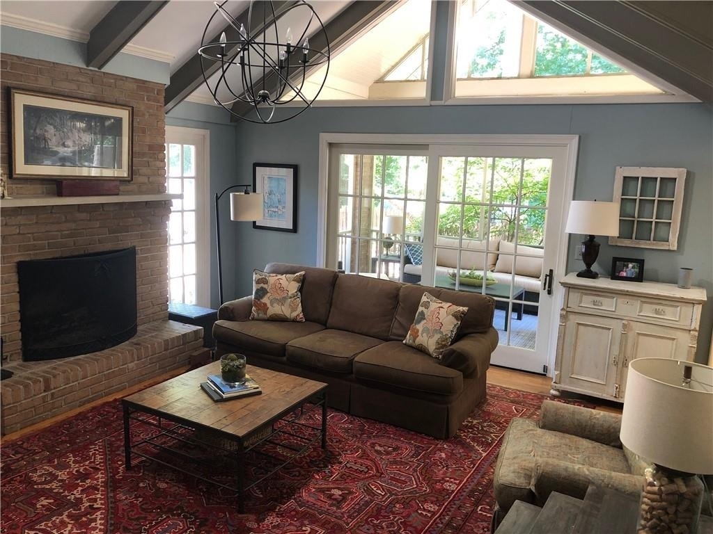 2823 Ridge Valley Road Nw - Photo 1