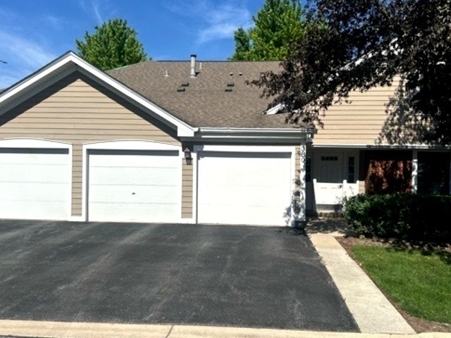 380 Heather Court - Photo 0