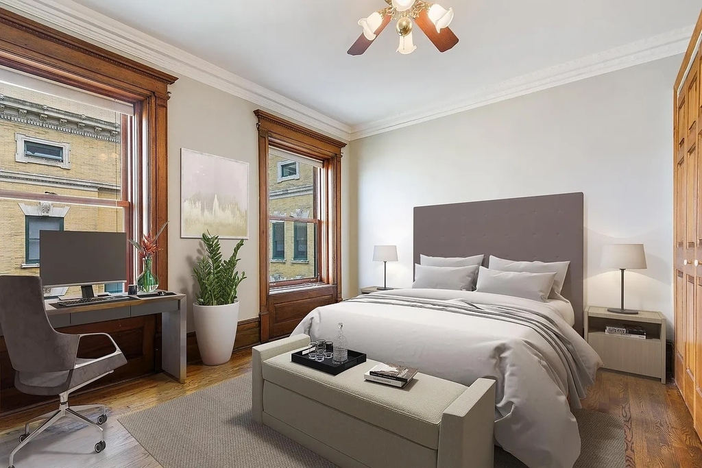 559 W Surf Street - Photo 12