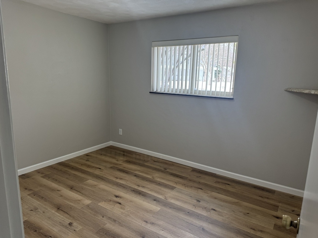 310 30th Ave Court - Photo 5