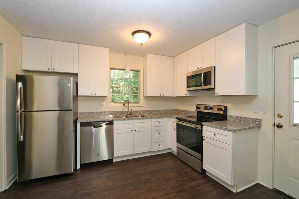 4215 Fawn Lane Se - Photo 7