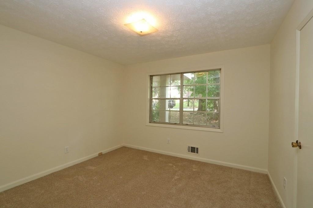 4215 Fawn Lane Se - Photo 18