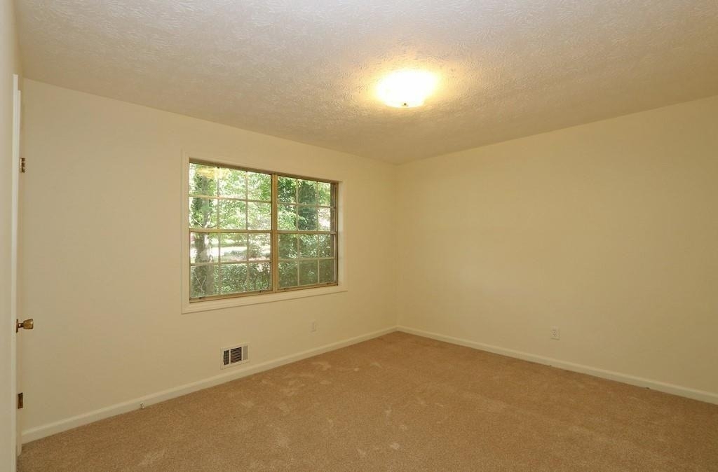 4215 Fawn Lane Se - Photo 16