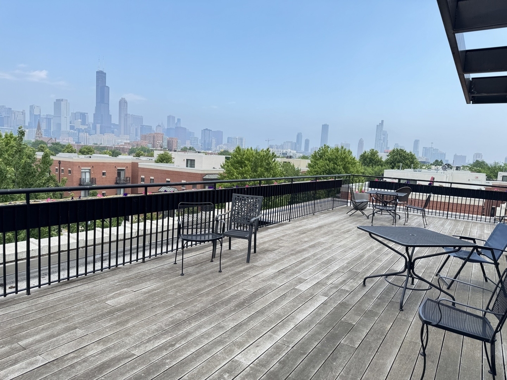 1071 W 15th Street - Photo 18