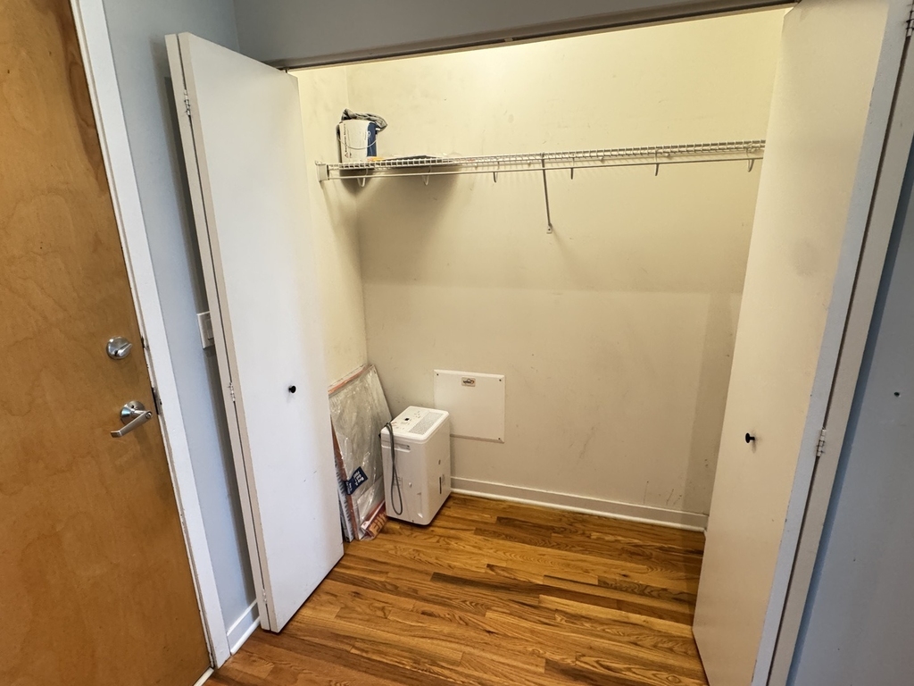 1071 W 15th Street - Photo 12