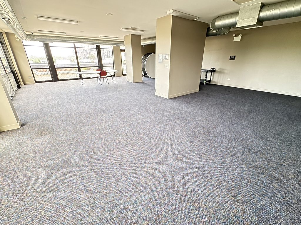 1071 W 15th Street - Photo 15