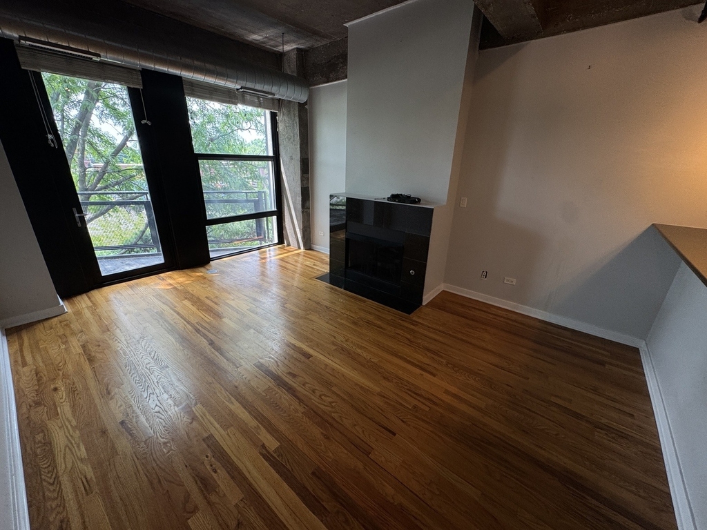 1071 W 15th Street - Photo 1