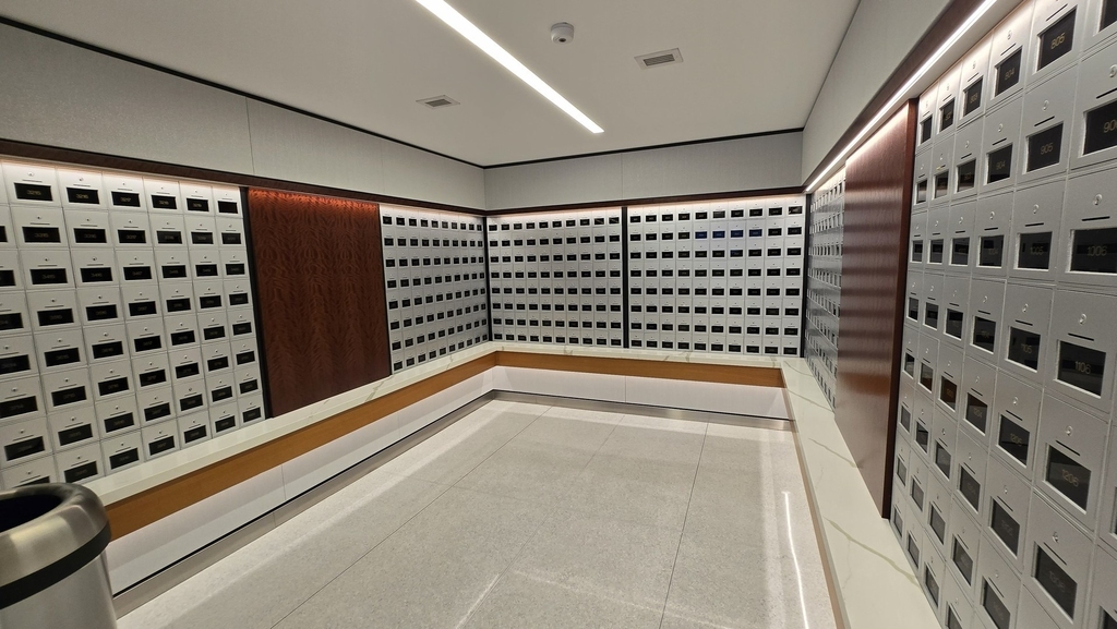 400 E Randolph Street - Photo 38