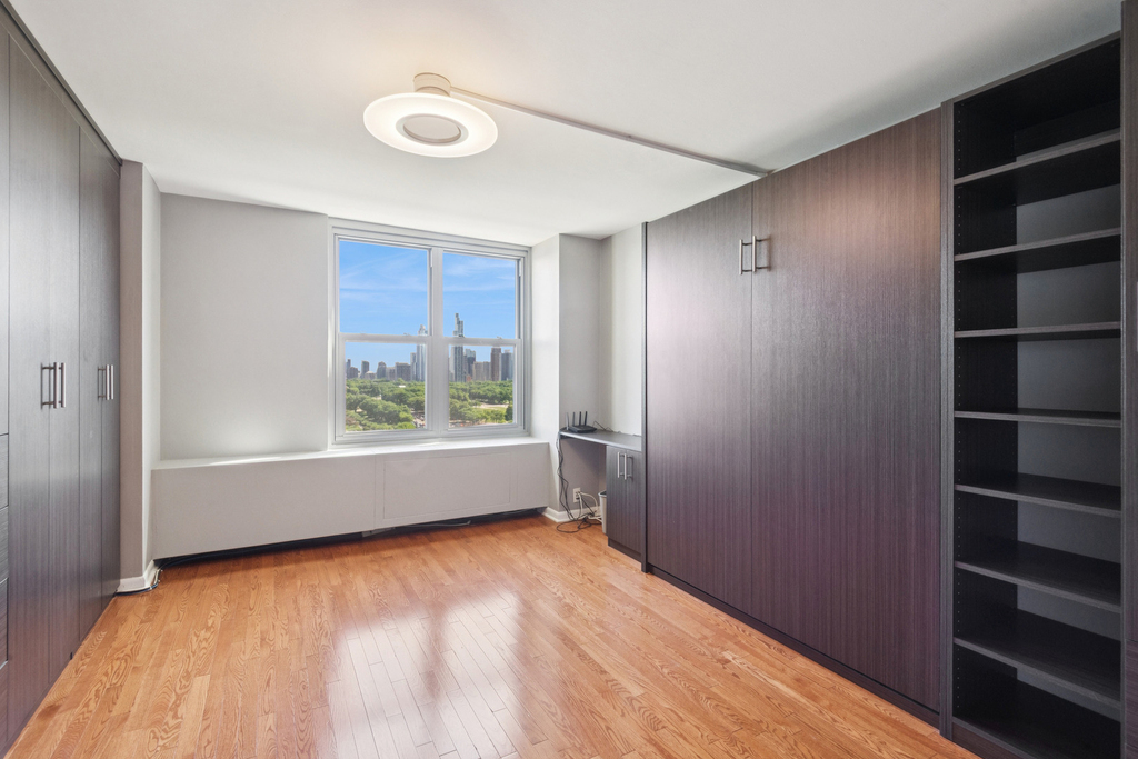 400 E Randolph Street - Photo 12