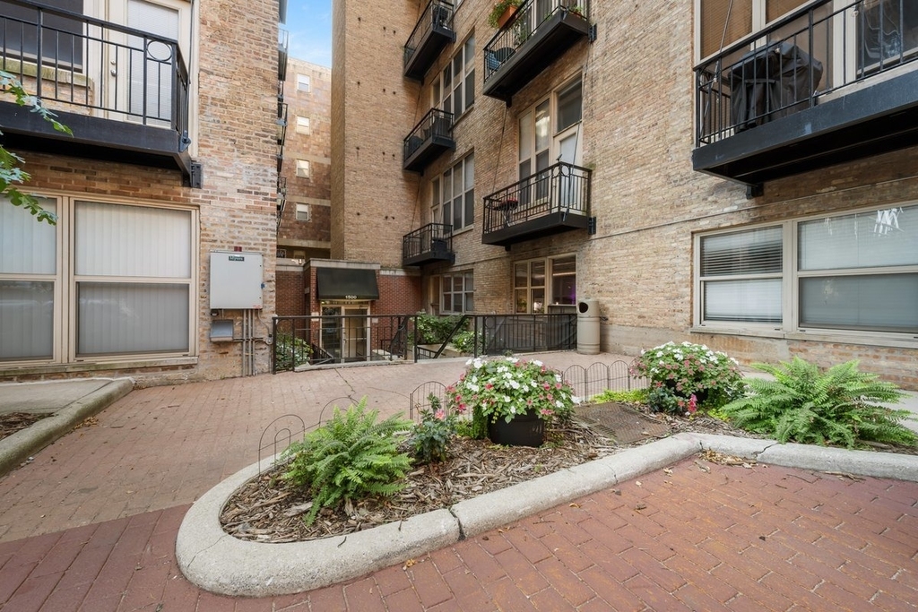 1500 W Monroe Street - Photo 16