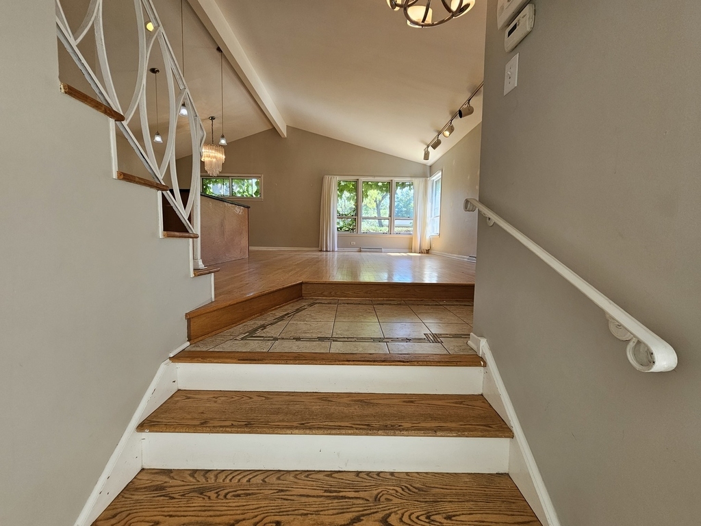 9924 Crawford Avenue - Photo 27