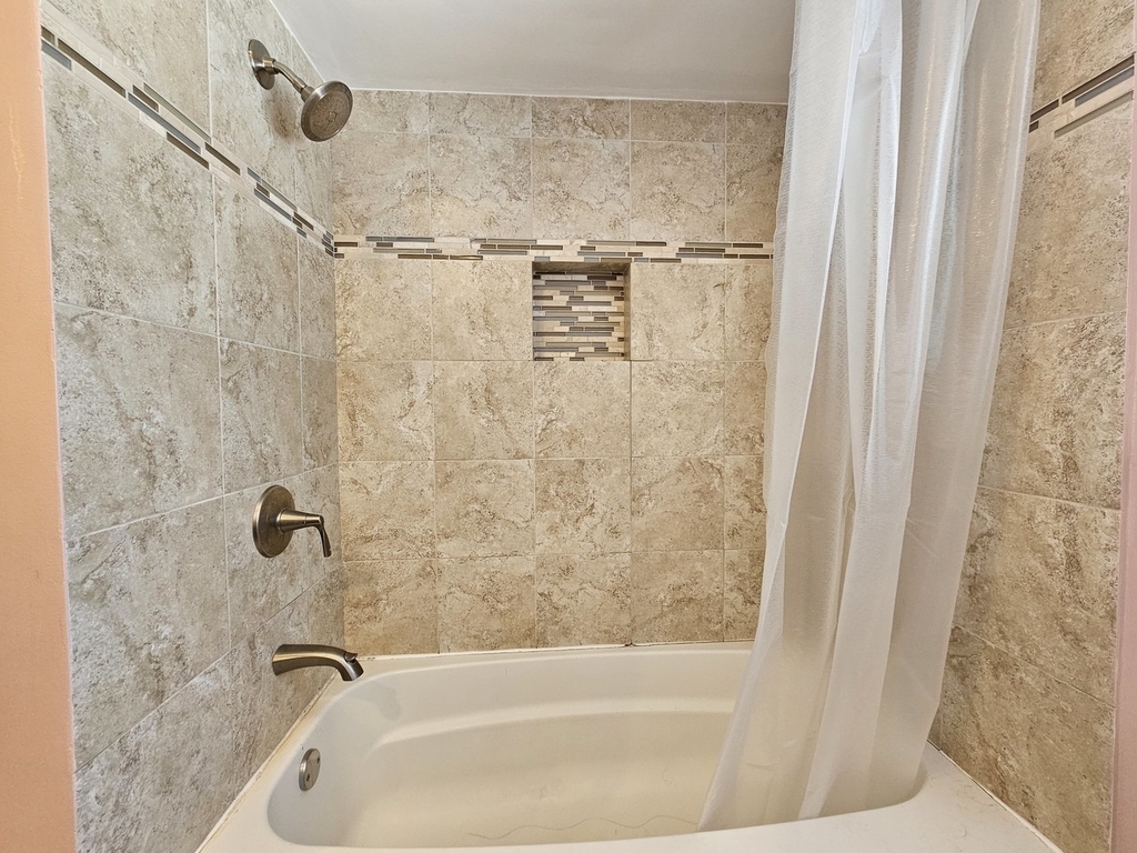 9924 Crawford Avenue - Photo 9