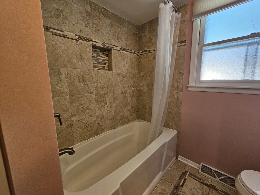 9924 Crawford Avenue - Photo 8