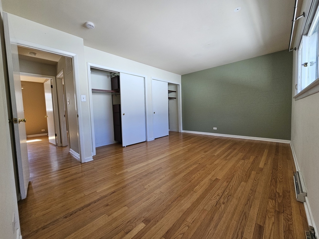 9924 Crawford Avenue - Photo 14