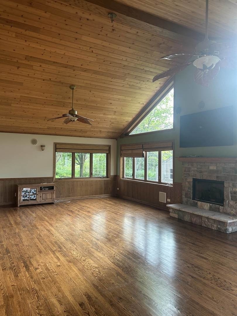 527 Springwood Lane - Photo 7