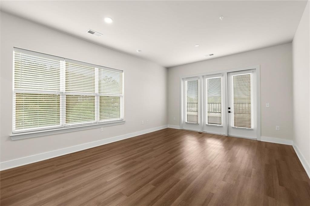 2648 Sandy Plains Road - Photo 8