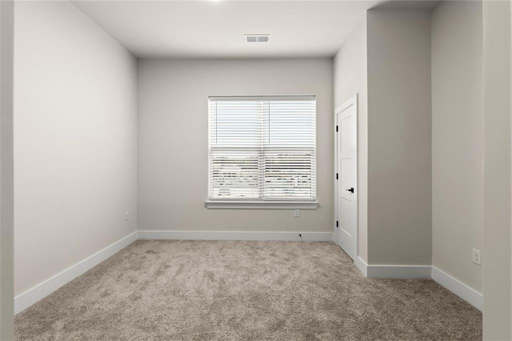 2648 Sandy Plains Road - Photo 29