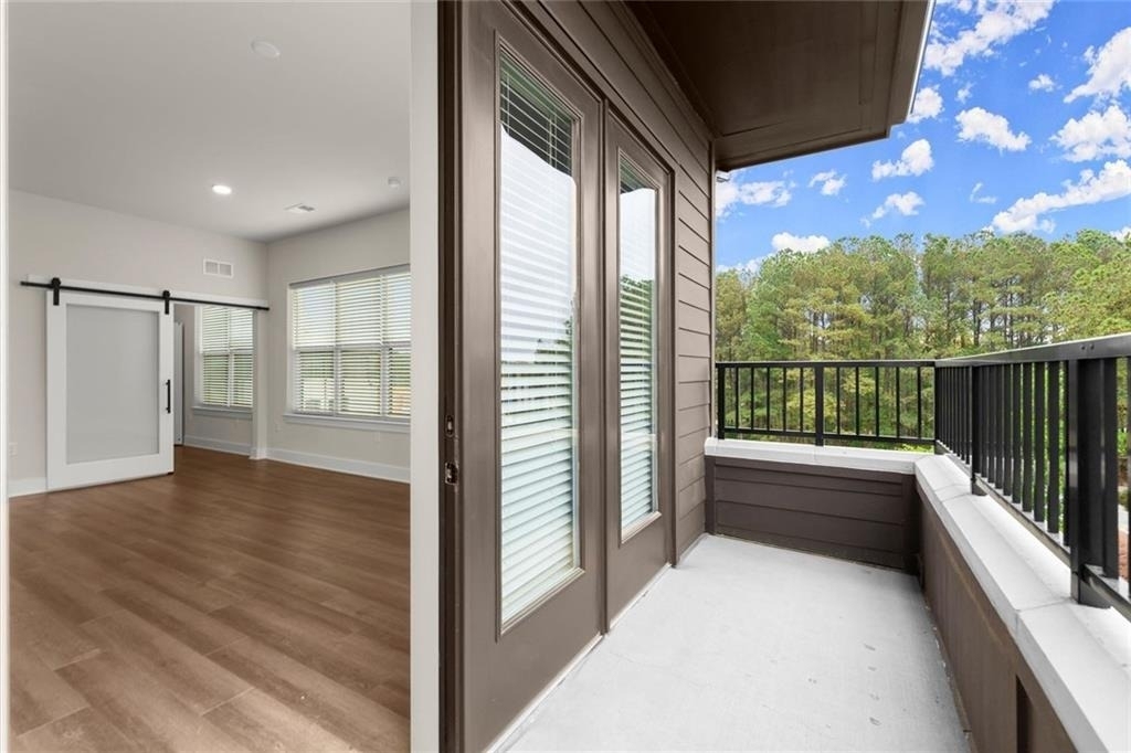2648 Sandy Plains Road - Photo 18