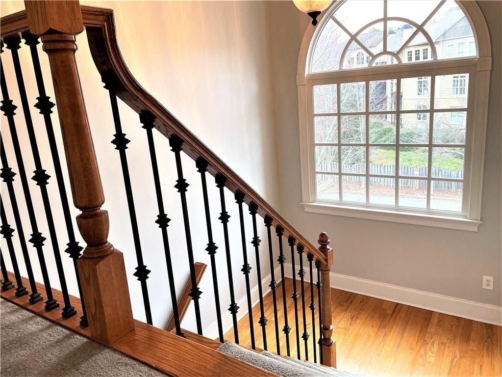 895 Lenox Ct Ne - Photo 23
