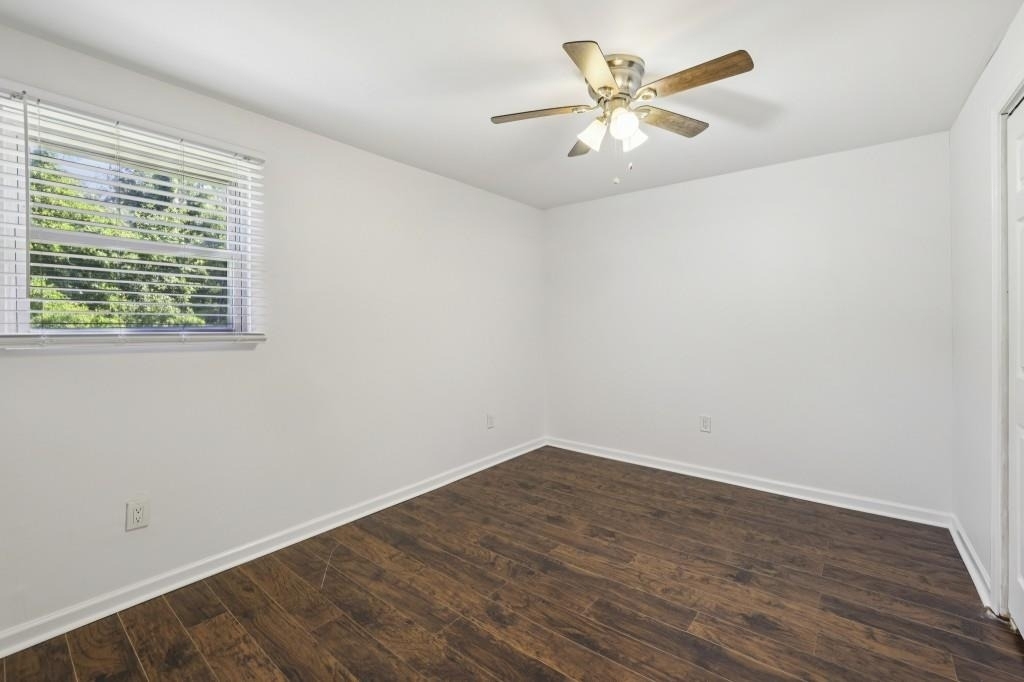 2056a Abby Lane Ne - Photo 29
