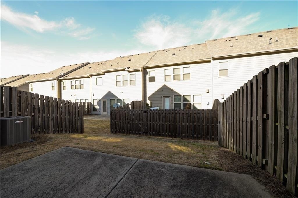1226 Fischer Trace - Photo 23