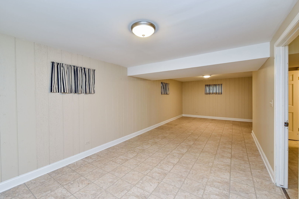 1706 E Liberty Drive - Photo 13