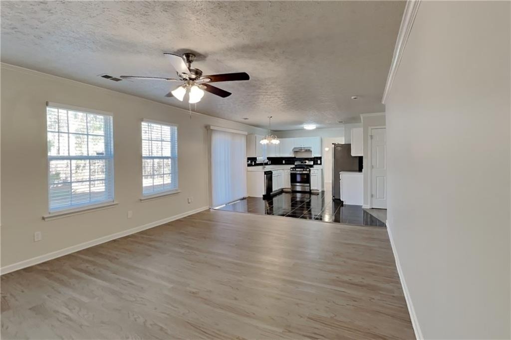 19 Lakemoore Court - Photo 2