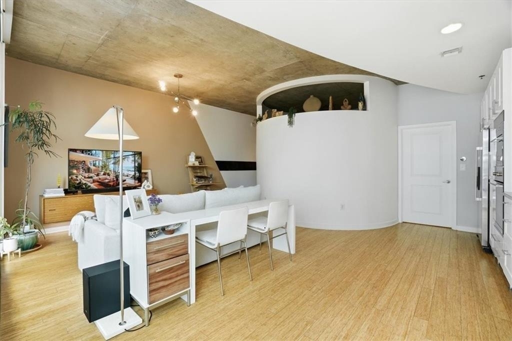 923 Peachtree Street Ne - Photo 13