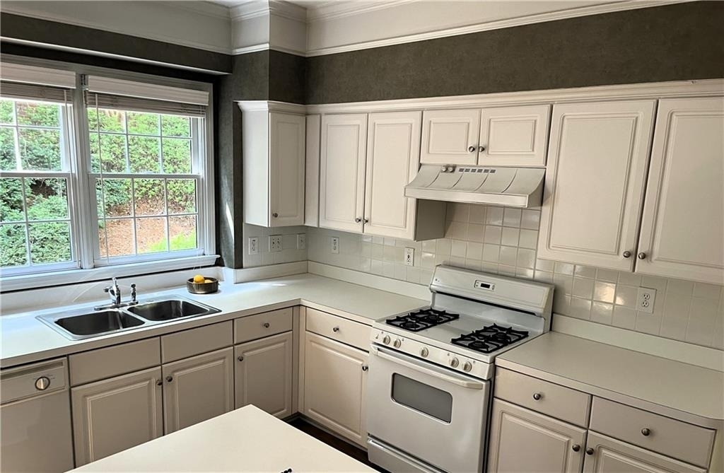 5080 Avala Park Lane - Photo 10