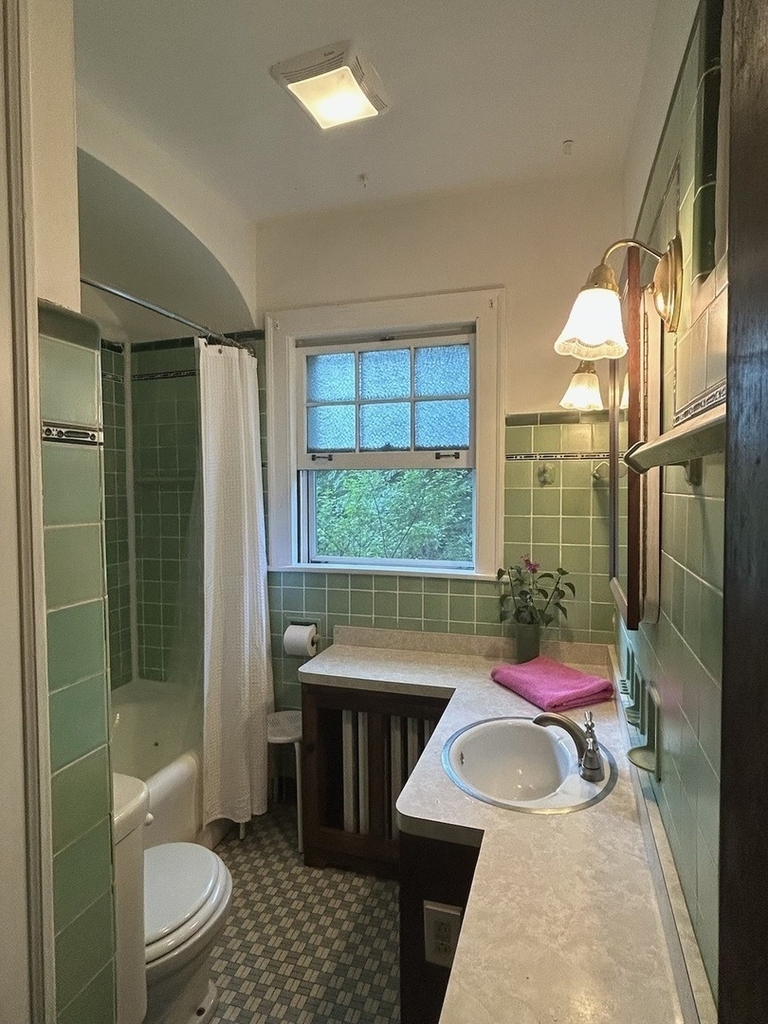 994 Greenview Avenue - Photo 7