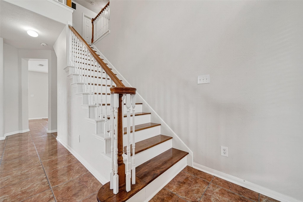 14603 Bladenboro Drive - Photo 4