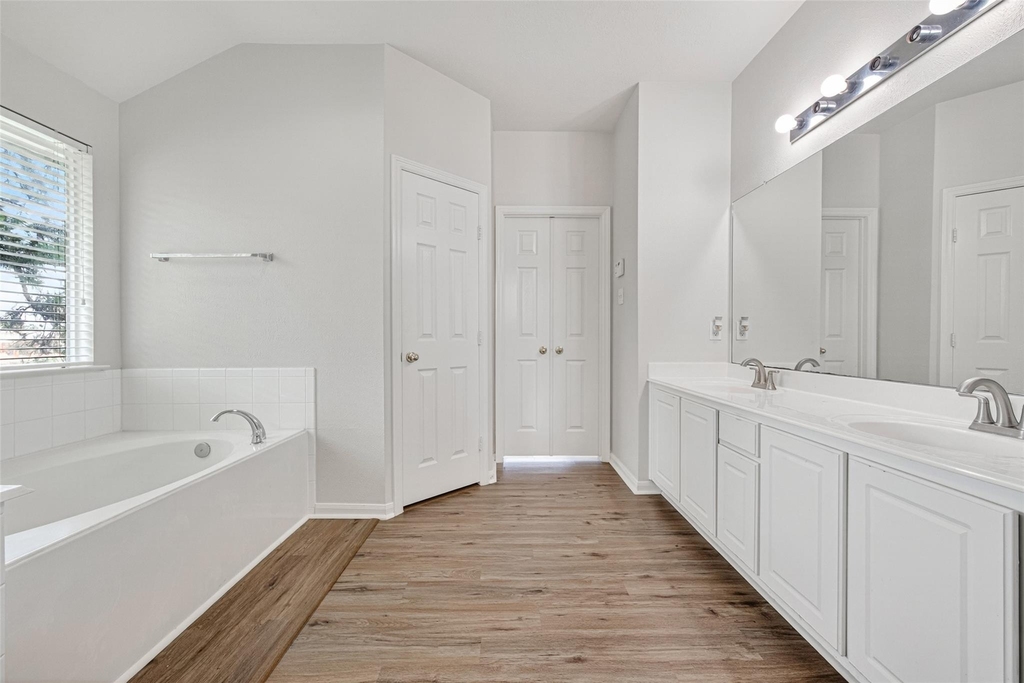 14603 Bladenboro Drive - Photo 39