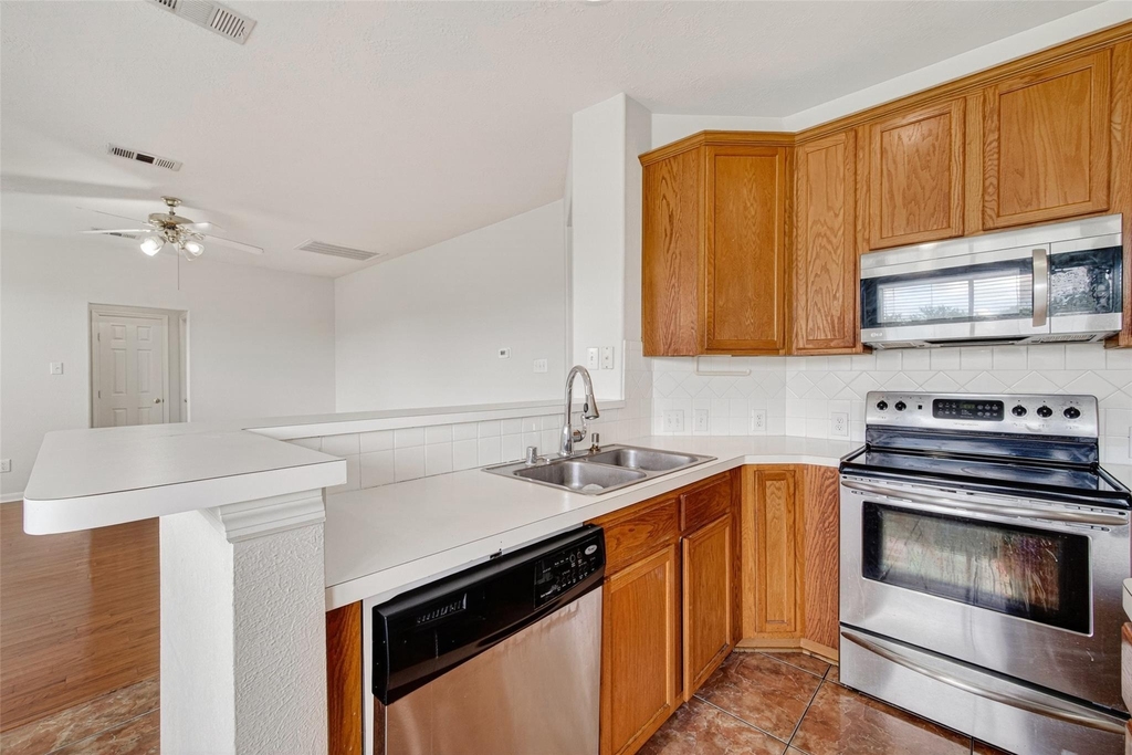 14603 Bladenboro Drive - Photo 22