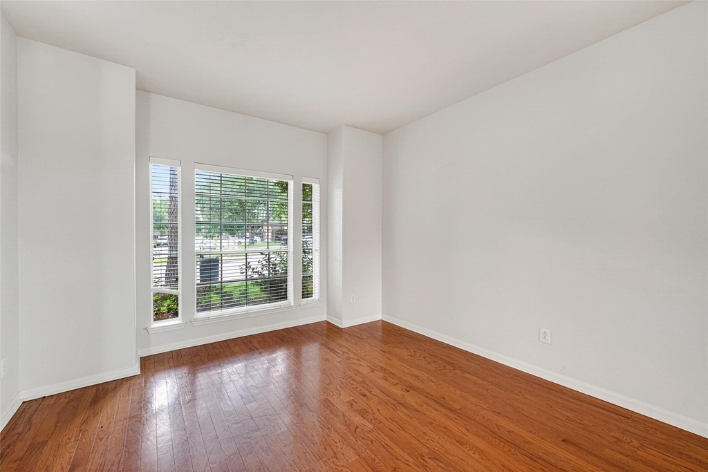 14603 Bladenboro Drive - Photo 8