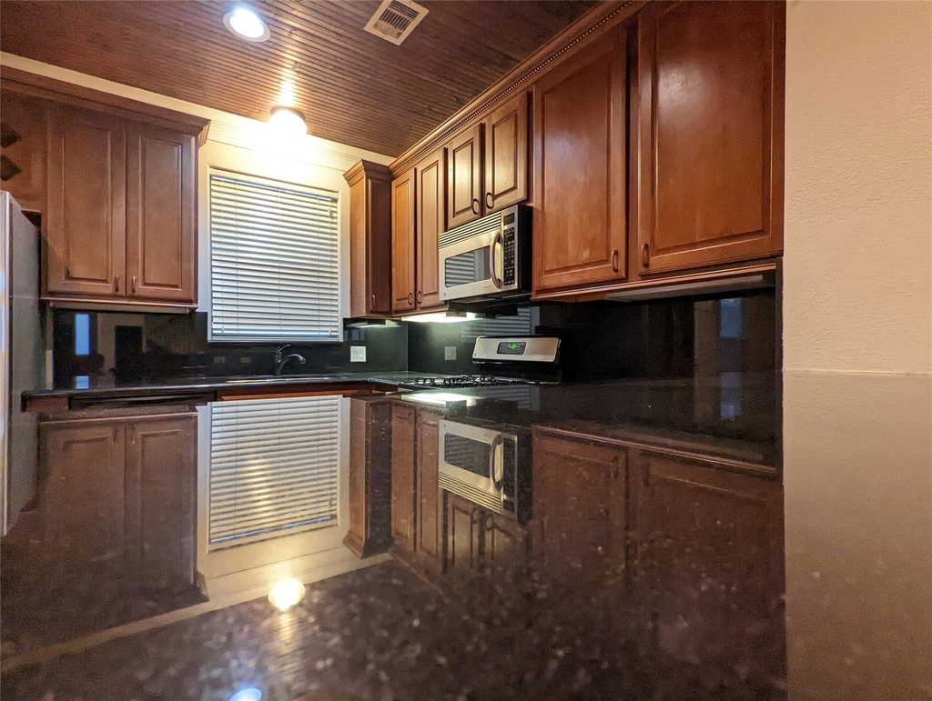 5130 Scotland Street - Photo 8
