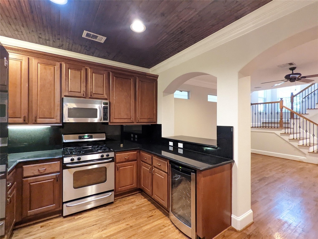 5130 Scotland Street - Photo 10